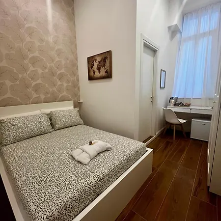 招待所 Pantheon 15 4*